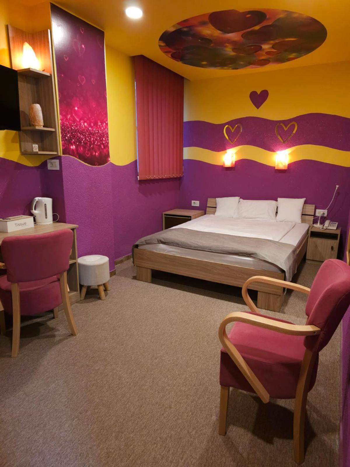 Fantastico Exlcusive Hotel Senta Exteriör bild