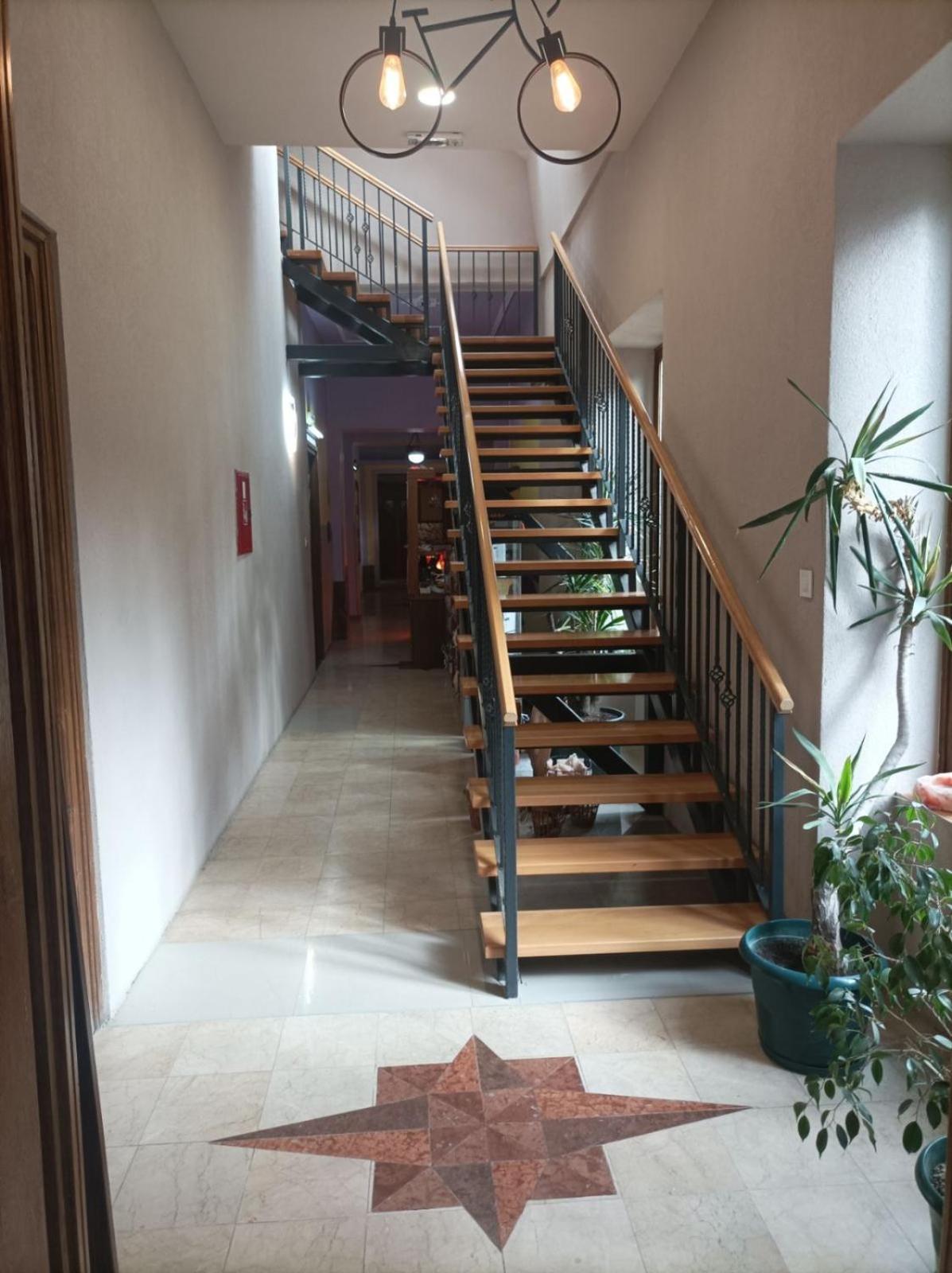 Fantastico Exlcusive Hotel Senta Exteriör bild